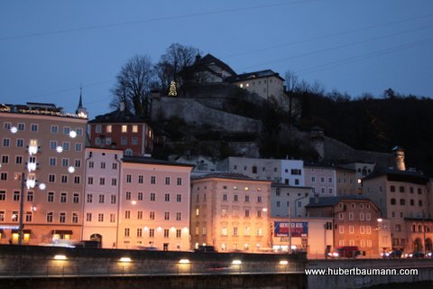 Abendliche Vorweihnachtsstimmung in Salzburg - Kategorien: Kurzmeldung Weihnachtsmärkte  IMG_4268