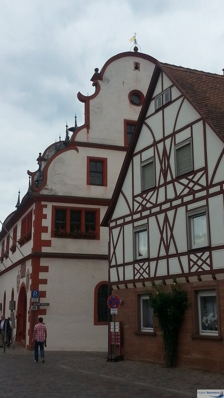 Buergstadt-Main-Rathaus